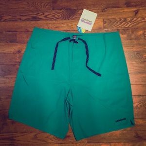 Patagonia Men’s Board Shorts Size 35 New With Tags
